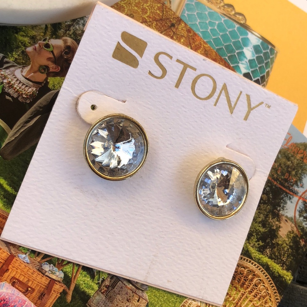 Large Rhinestone Earrings ✨ - Picture 3 of 5